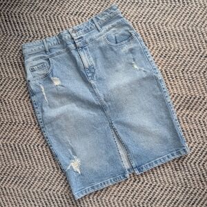 Guess Denim Pencil Skirt